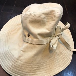 🚫RESERVED🚫 Helen Kaminski hat